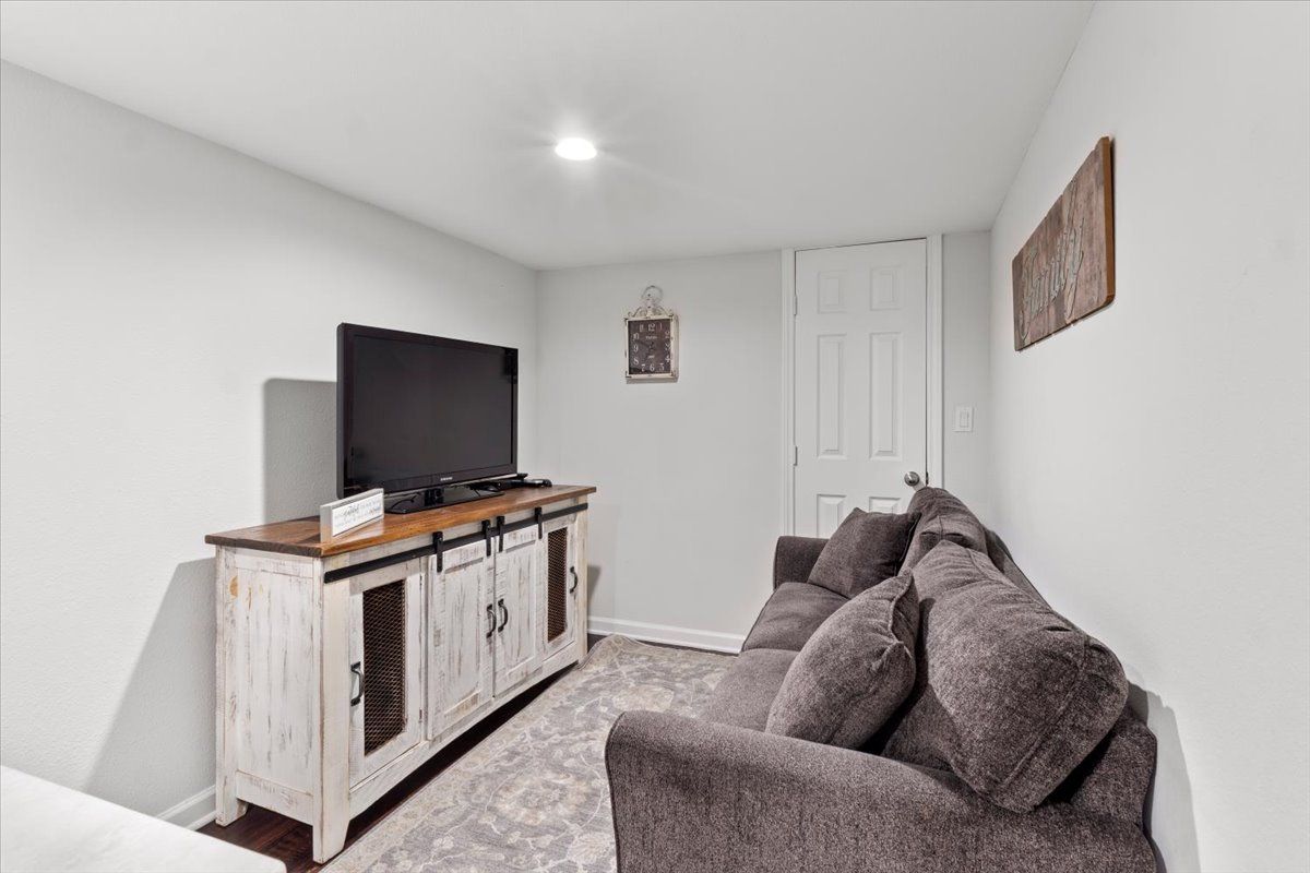 Second-floor lounge
